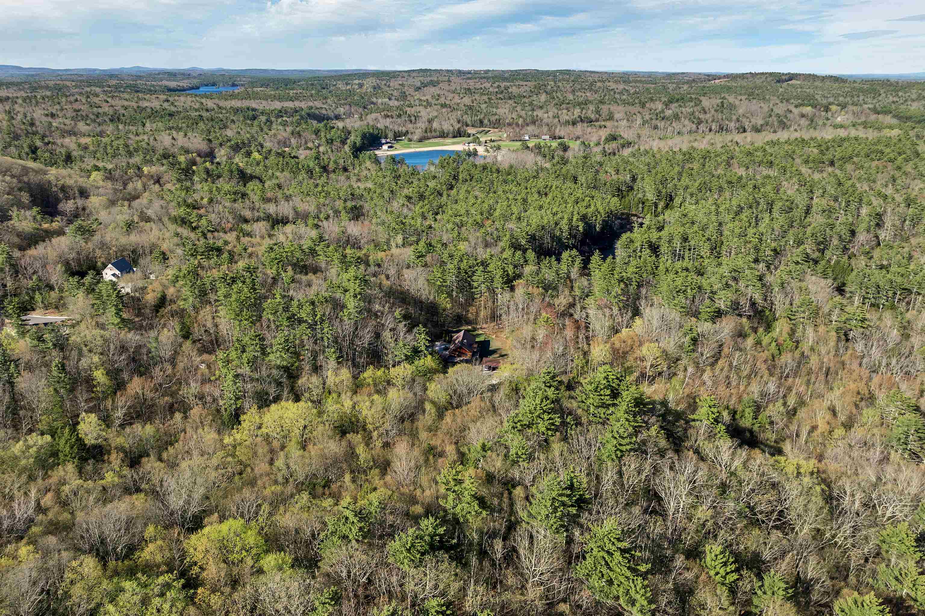 Raymond, New Hampshire 03077, United States, 3 Bedrooms Bedrooms, ,2 BathroomsBathrooms,Residential,Pending,121500