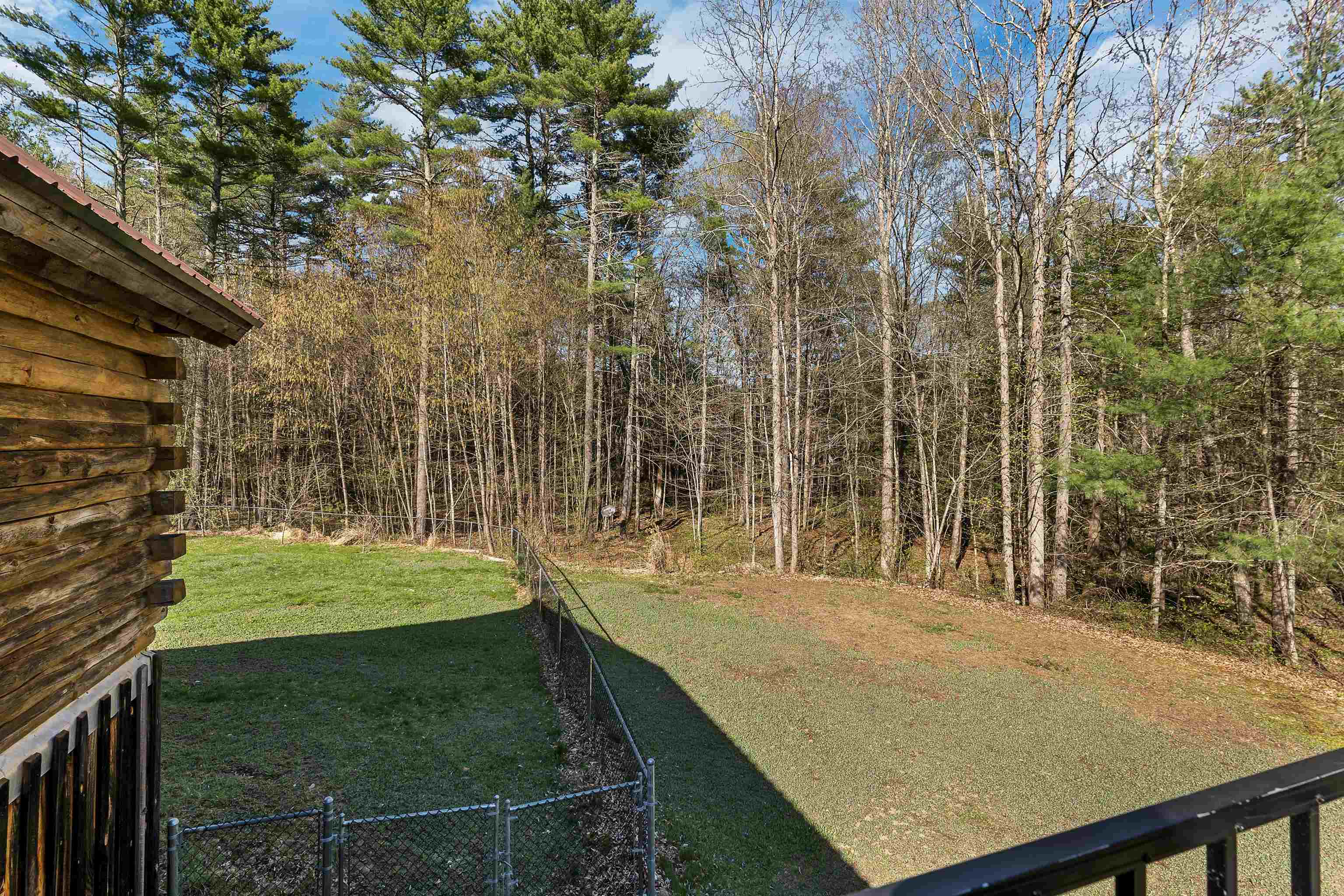 Raymond, New Hampshire 03077, United States, 3 Bedrooms Bedrooms, ,2 BathroomsBathrooms,Residential,Pending,121500