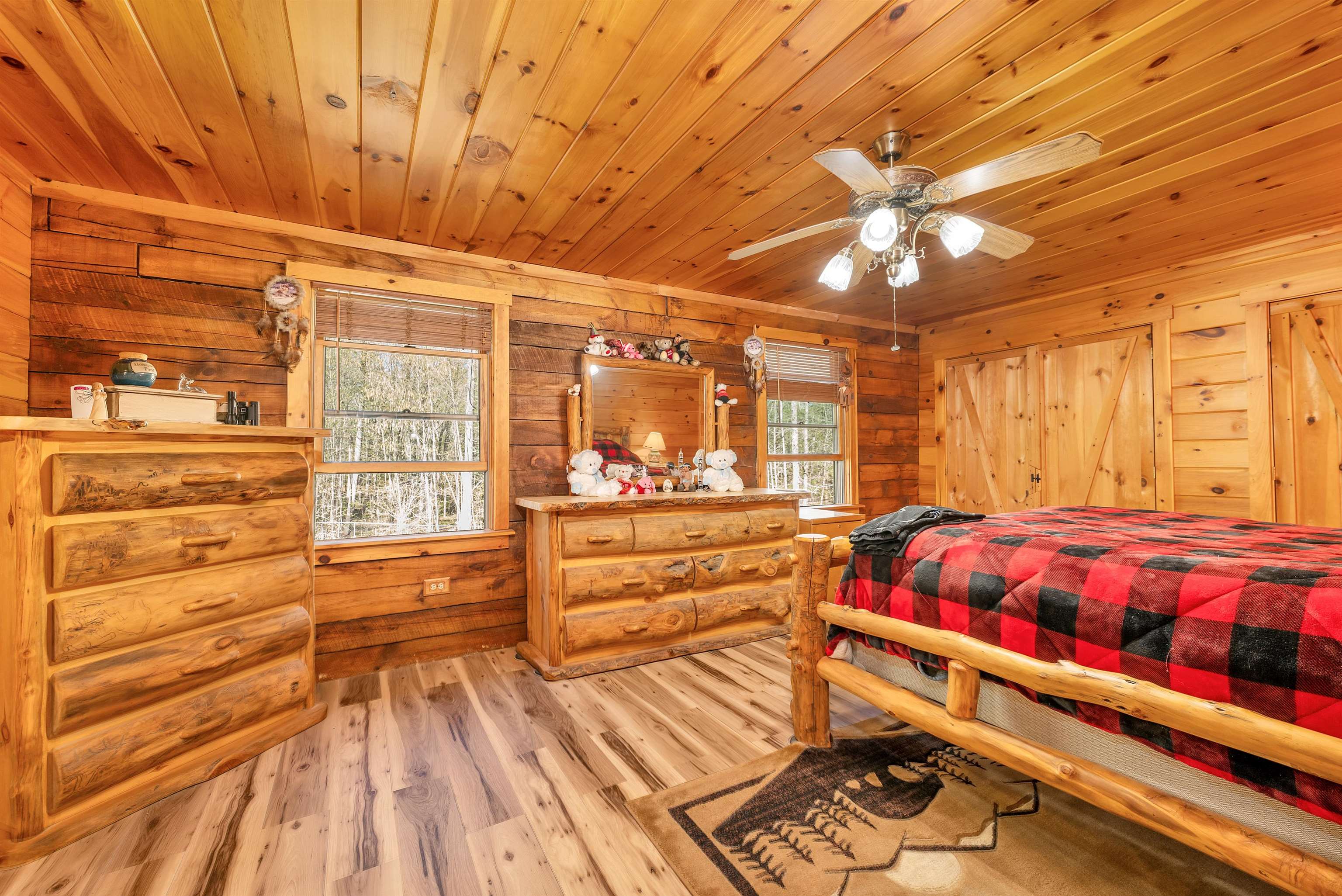 Raymond, New Hampshire 03077, United States, 3 Bedrooms Bedrooms, ,2 BathroomsBathrooms,Residential,Pending,121500