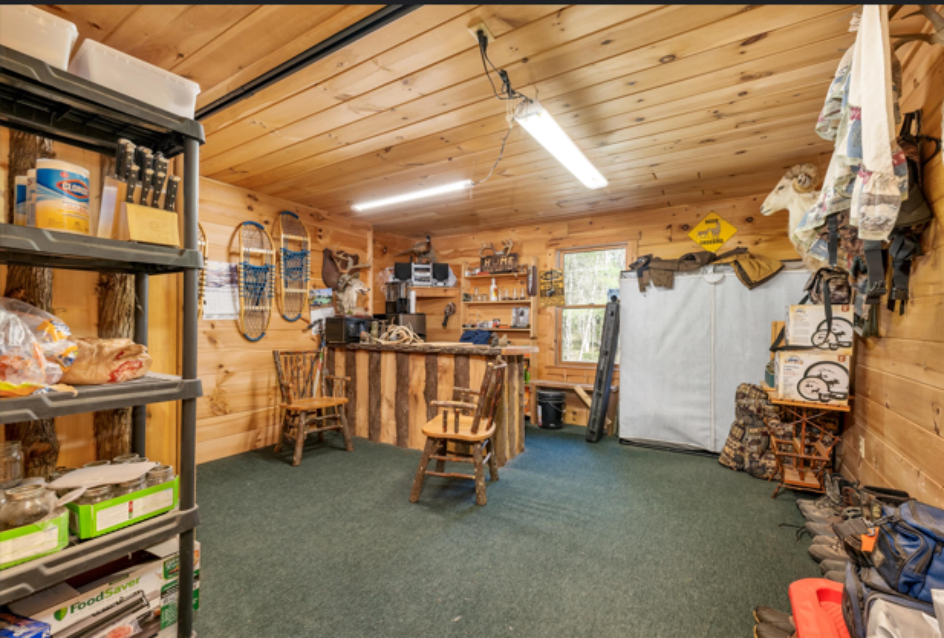 Raymond, New Hampshire 03077, United States, 3 Bedrooms Bedrooms, ,2 BathroomsBathrooms,Residential,Pending,121500