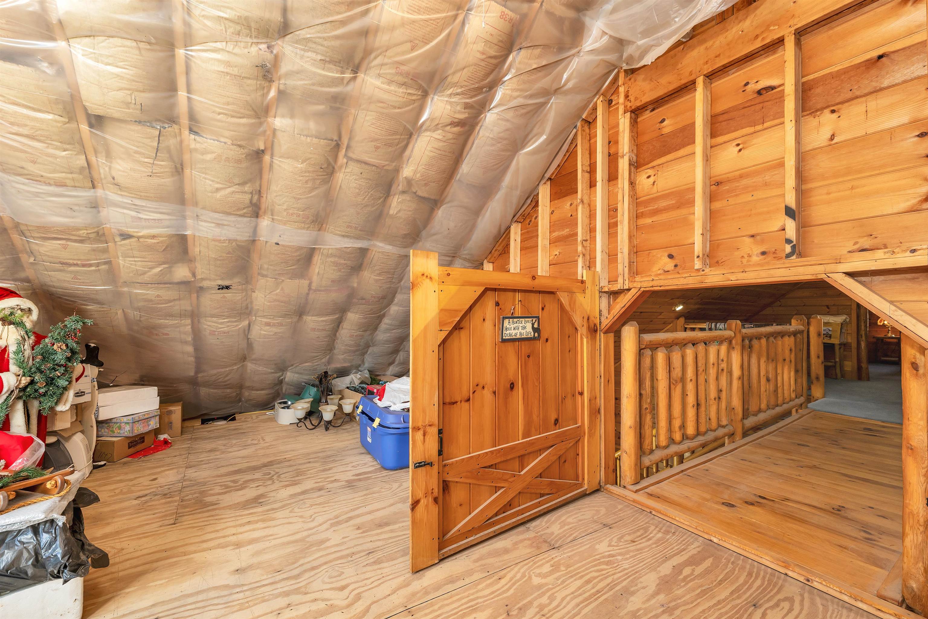 Raymond, New Hampshire 03077, United States, 3 Bedrooms Bedrooms, ,2 BathroomsBathrooms,Residential,Pending,121500