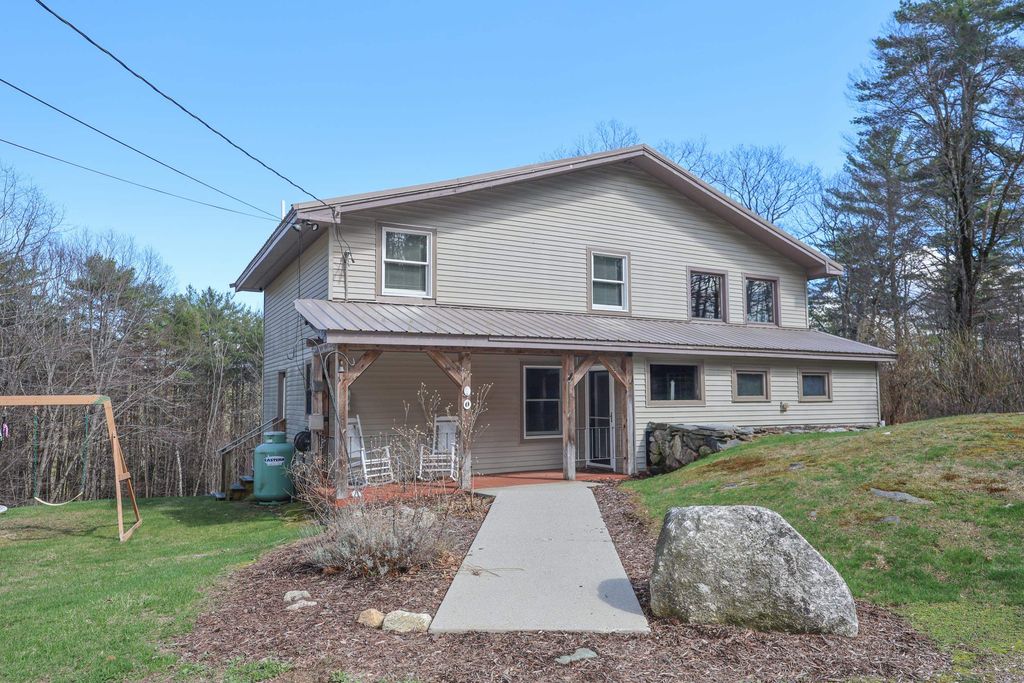 Photo of 40 Chemung Road, Meredith, NH 03235 (MLS # 5084387)