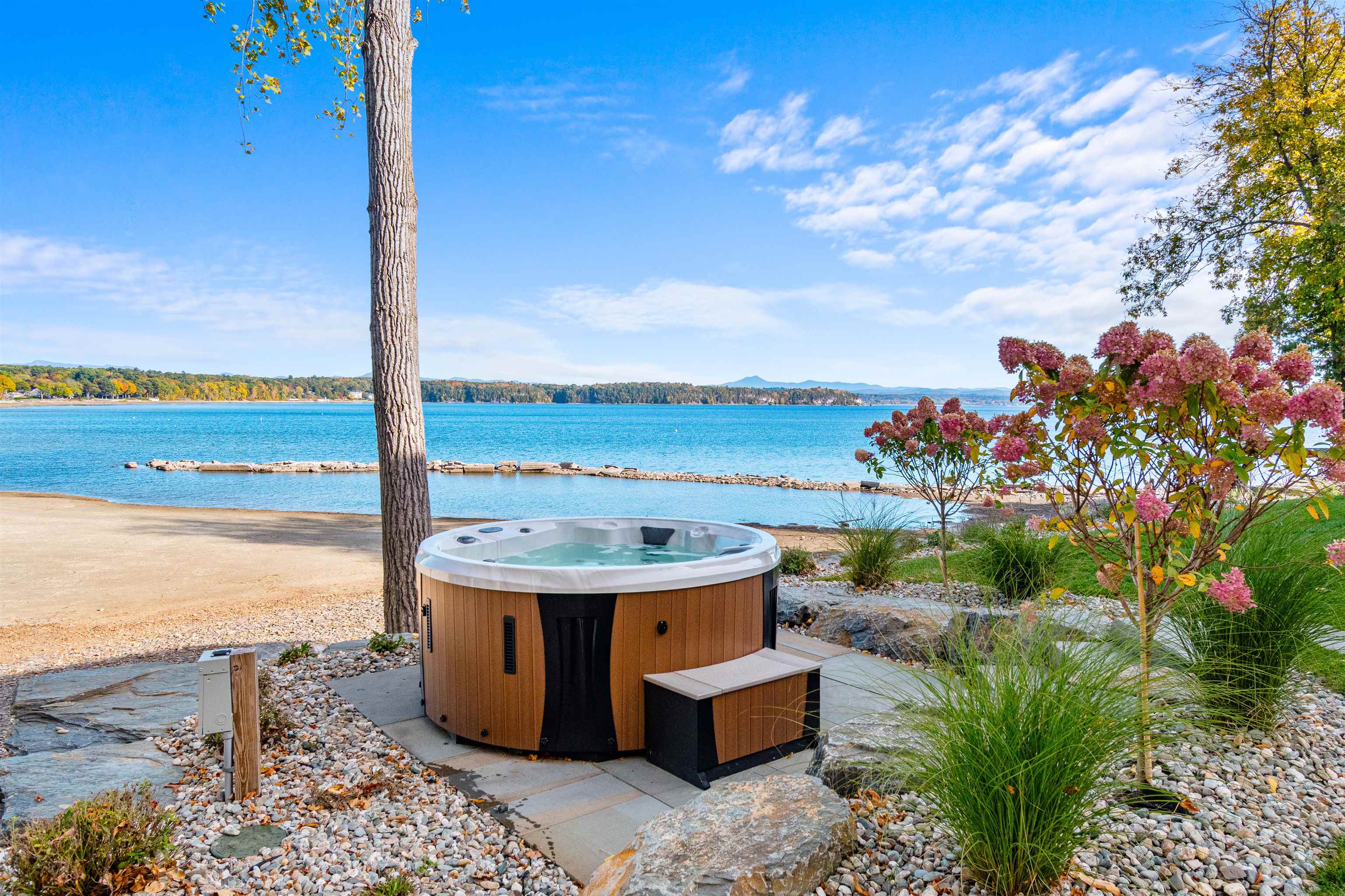 451 Appletree Point Road