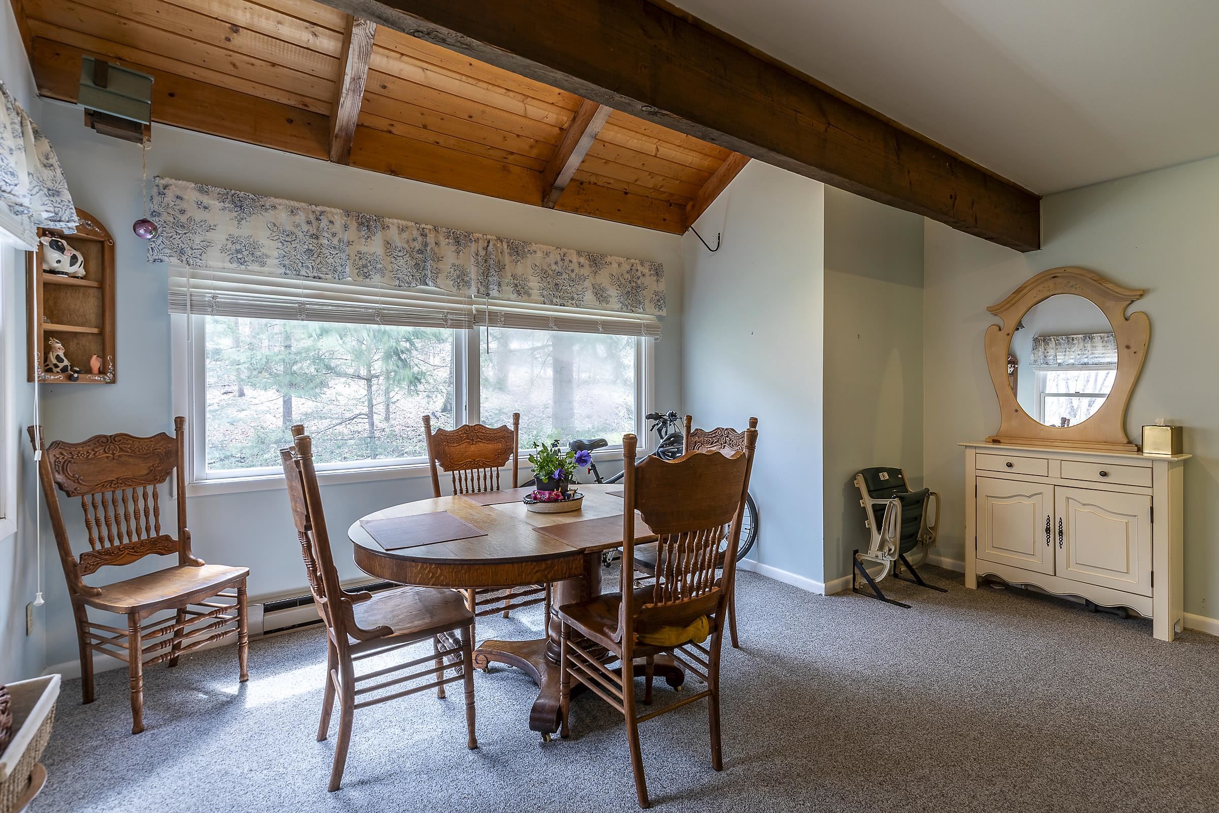 61 E Country Club Road