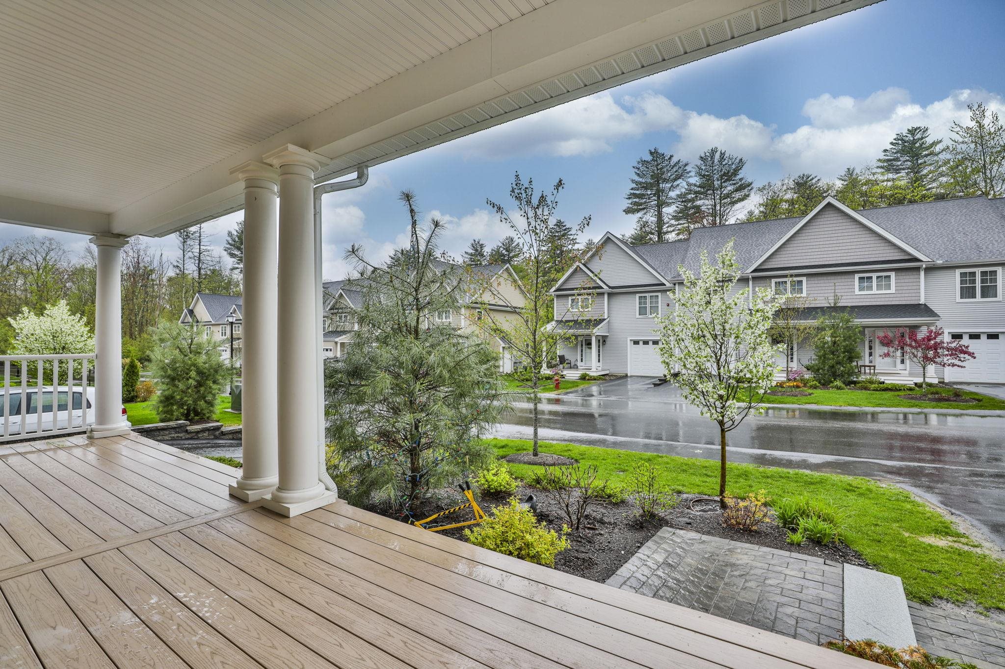 238 Woodview Way