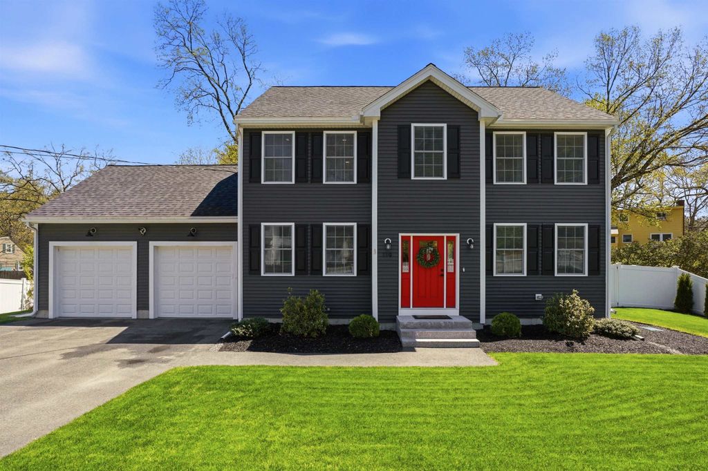 Photo of 119 Westwood Drive, Nashua, NH 03062 (MLS # 5087917)