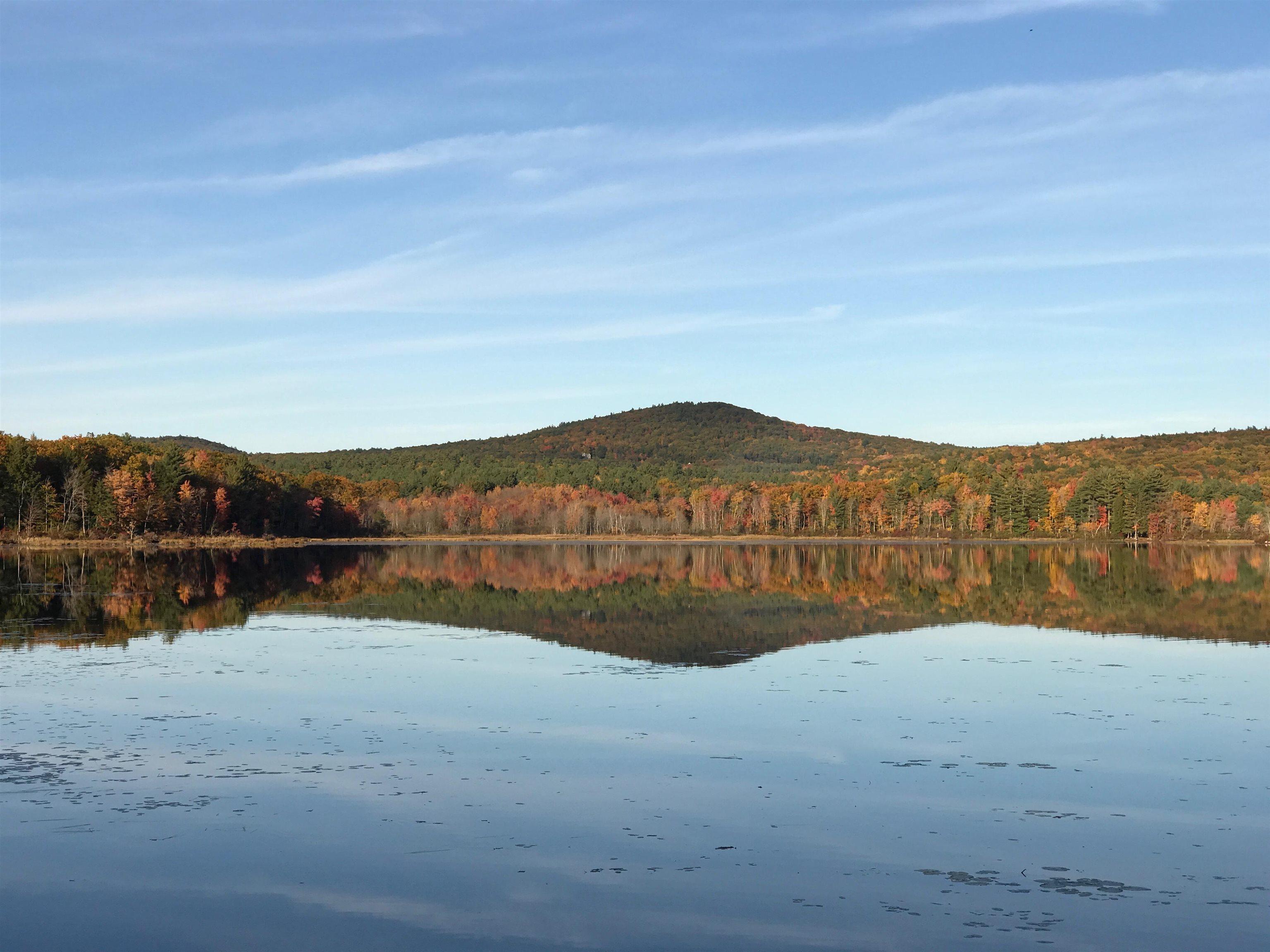 Gilmanton, New Hampshire 03237, United States, 3 Bedrooms Bedrooms, ,3 BathroomsBathrooms,Residential,Pending,82470