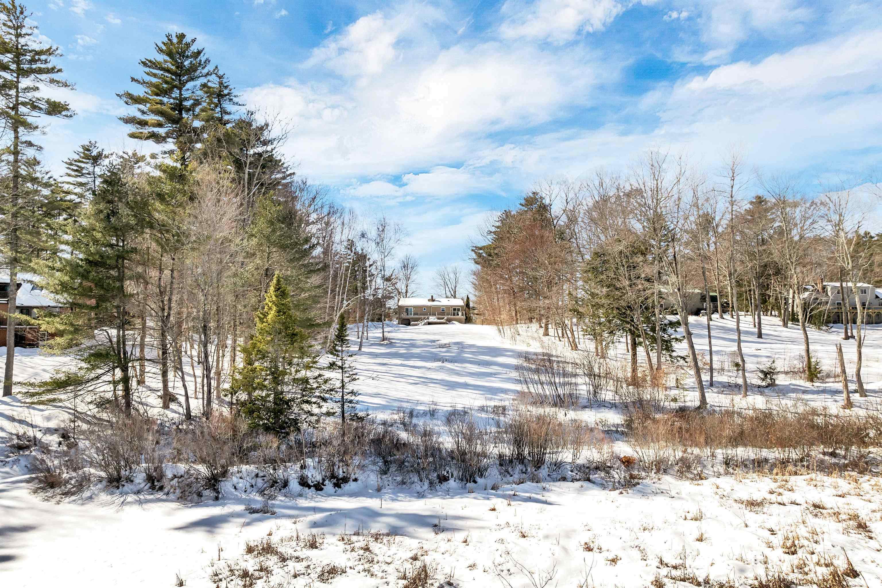 Gilmanton, New Hampshire 03237, United States, 3 Bedrooms Bedrooms, ,3 BathroomsBathrooms,Residential,Pending,82470