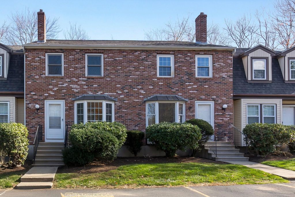 Photo of 135 Forrest Street #10, Plaistow, NH 03865 (MLS # 5067697)