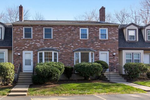 Photo of 135 Forrest Street #10, Plaistow, NH 03865 (MLS # 5067697)