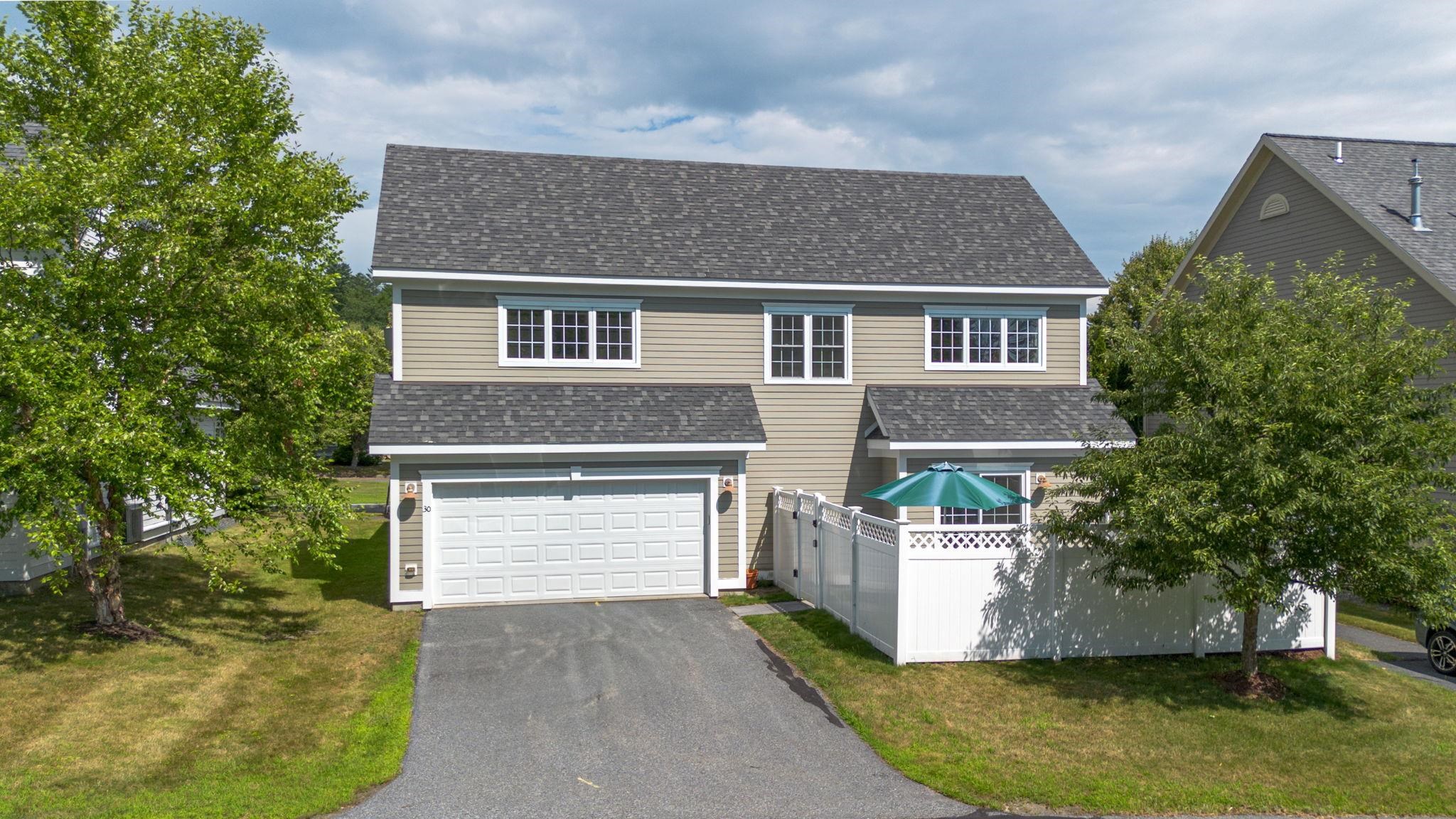 30 Stonehurst Common