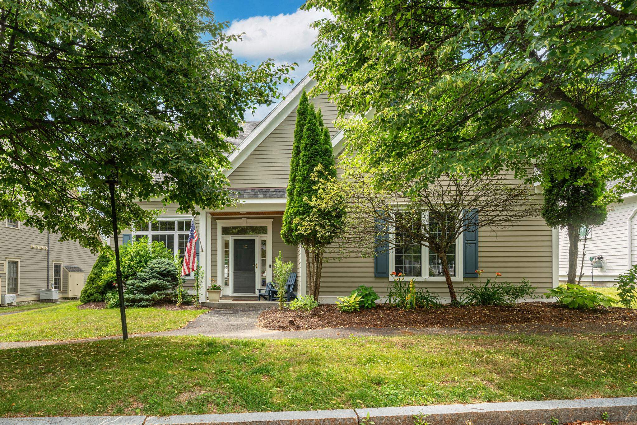 30 Stonehurst Common