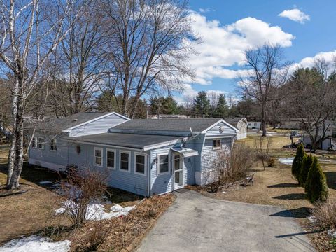 4 Lee Ann Street Nashua NH 03062