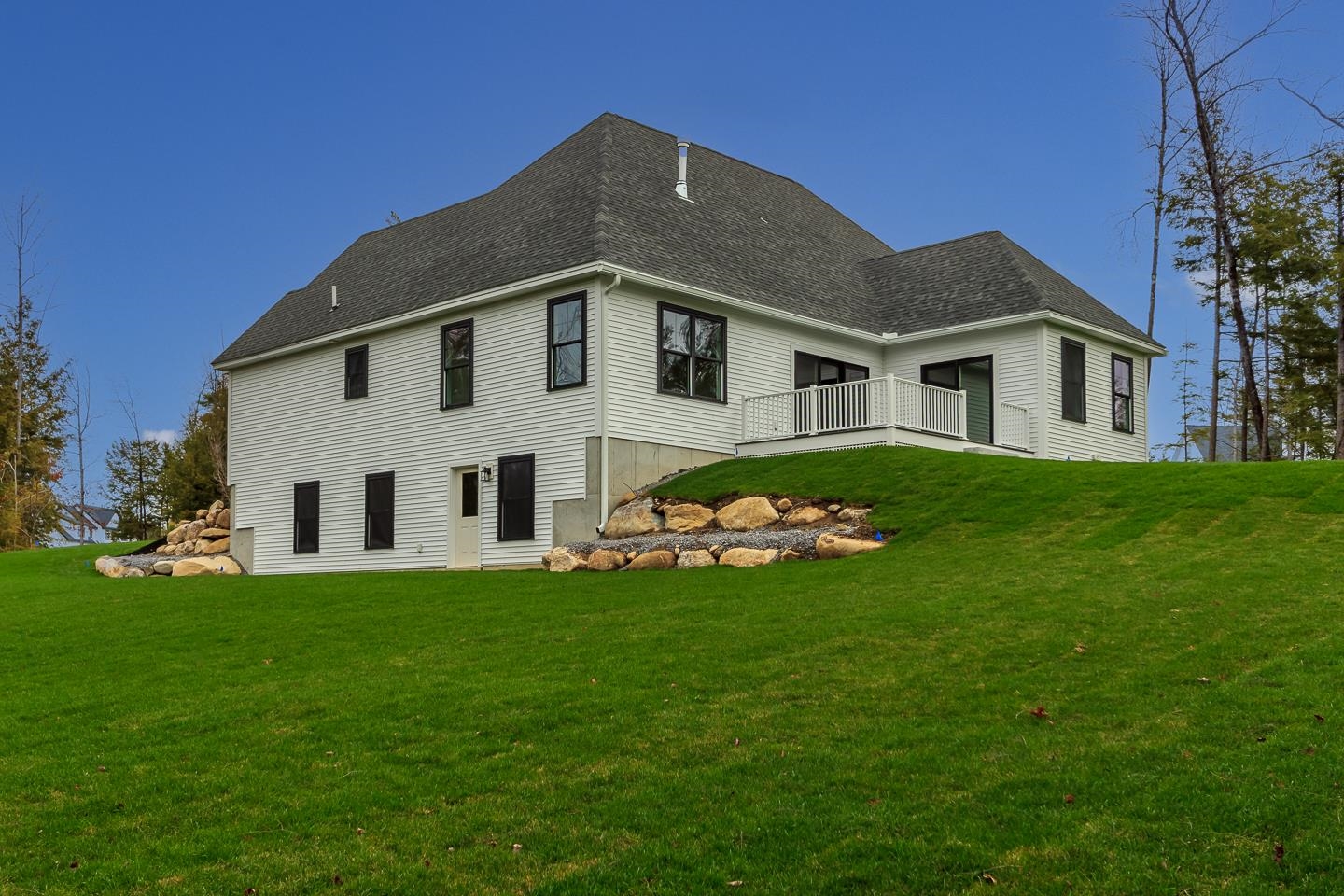 Bow, New Hampshire 03304, United States, 4 Bedrooms Bedrooms, ,3 BathroomsBathrooms,Residential,Active,211588