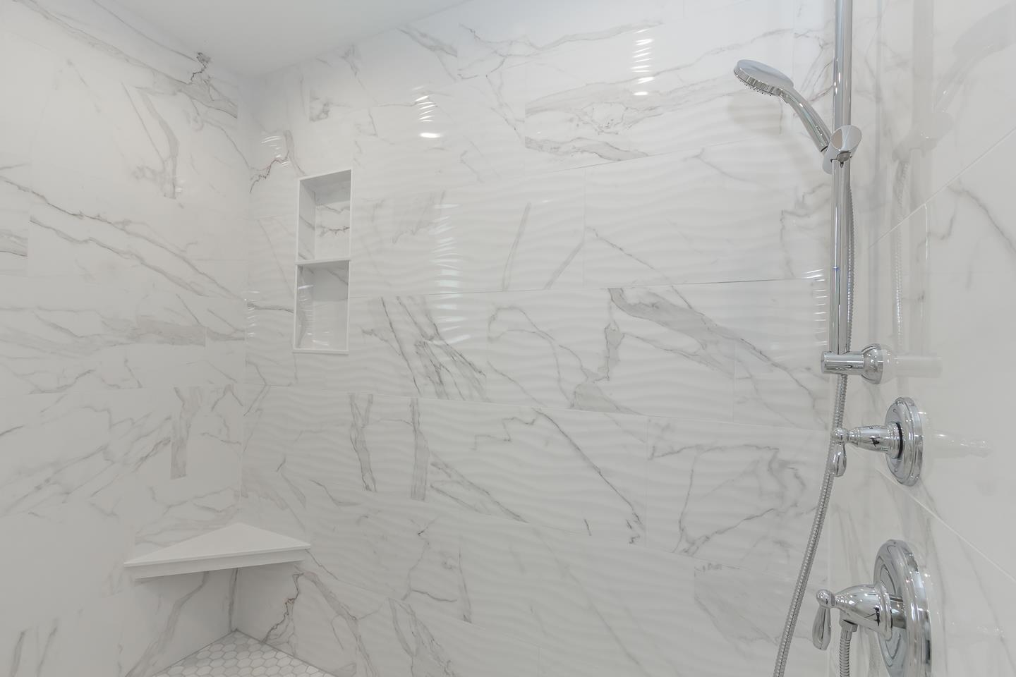 Bow, New Hampshire 03304, United States, 4 Bedrooms Bedrooms, ,3 BathroomsBathrooms,Residential,Active,211588