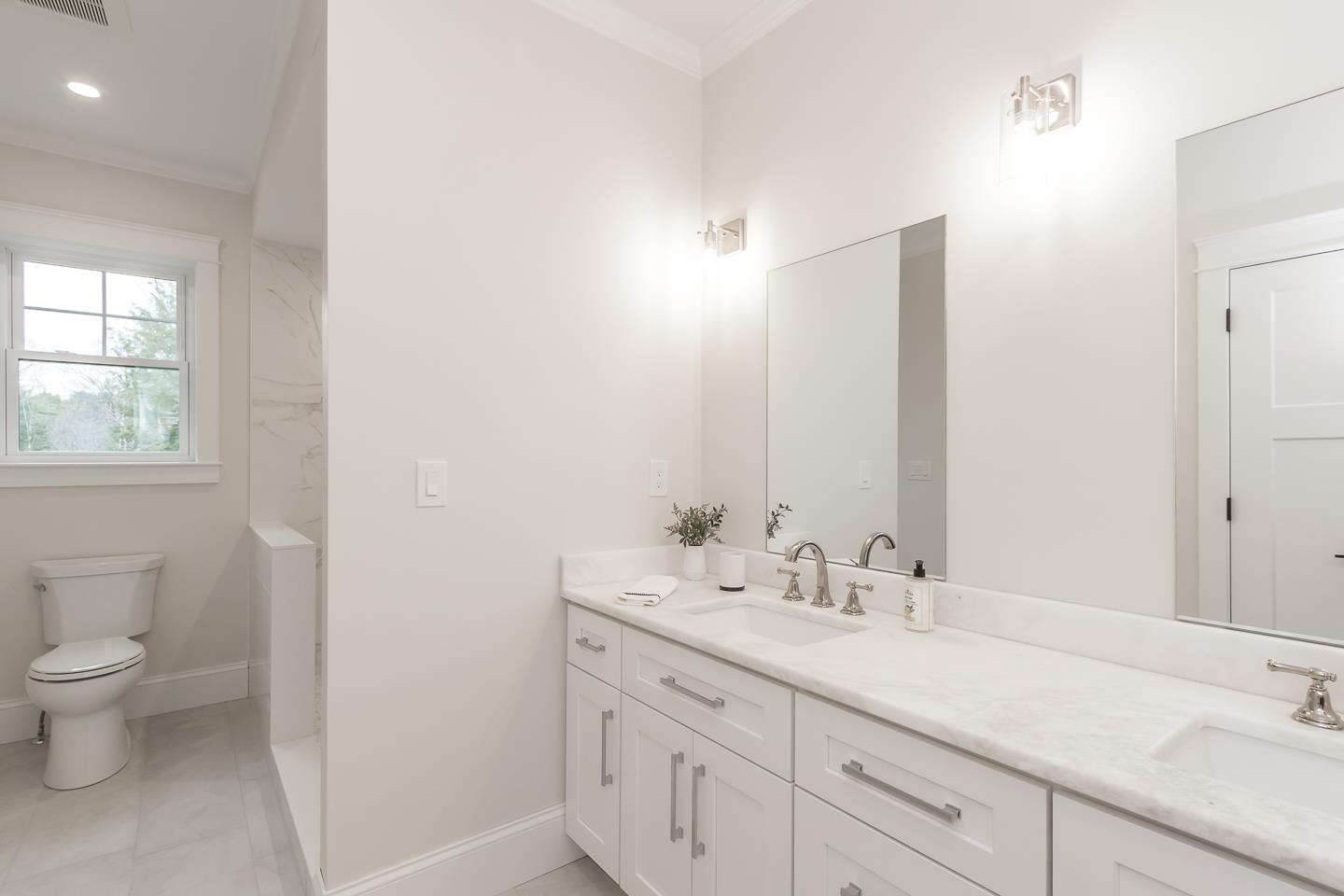 Bow, New Hampshire 03304, United States, 4 Bedrooms Bedrooms, ,3 BathroomsBathrooms,Residential,Active,211588