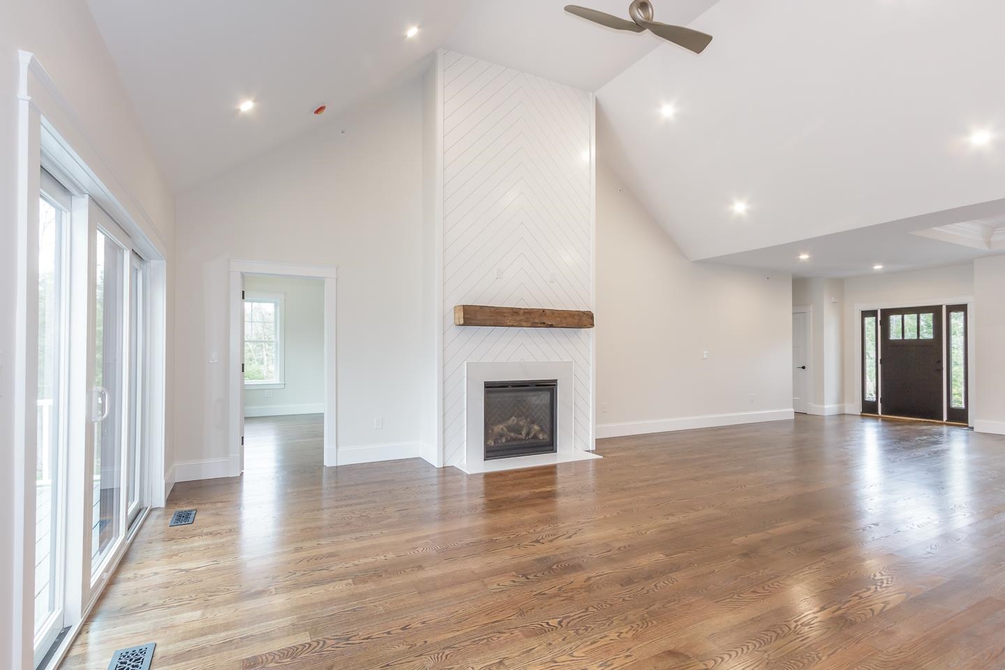 Bow, New Hampshire 03304, United States, 4 Bedrooms Bedrooms, ,3 BathroomsBathrooms,Residential,Active,211588