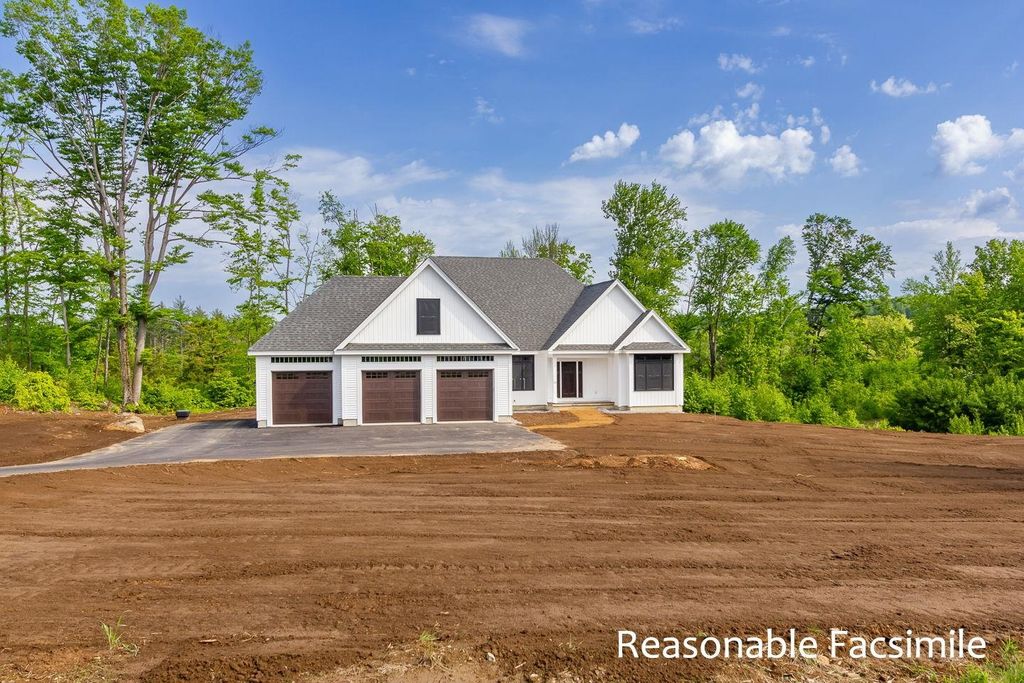 Photo of 36 Westover Lane #k, Bow, NH 03304 (MLS # 5061828)