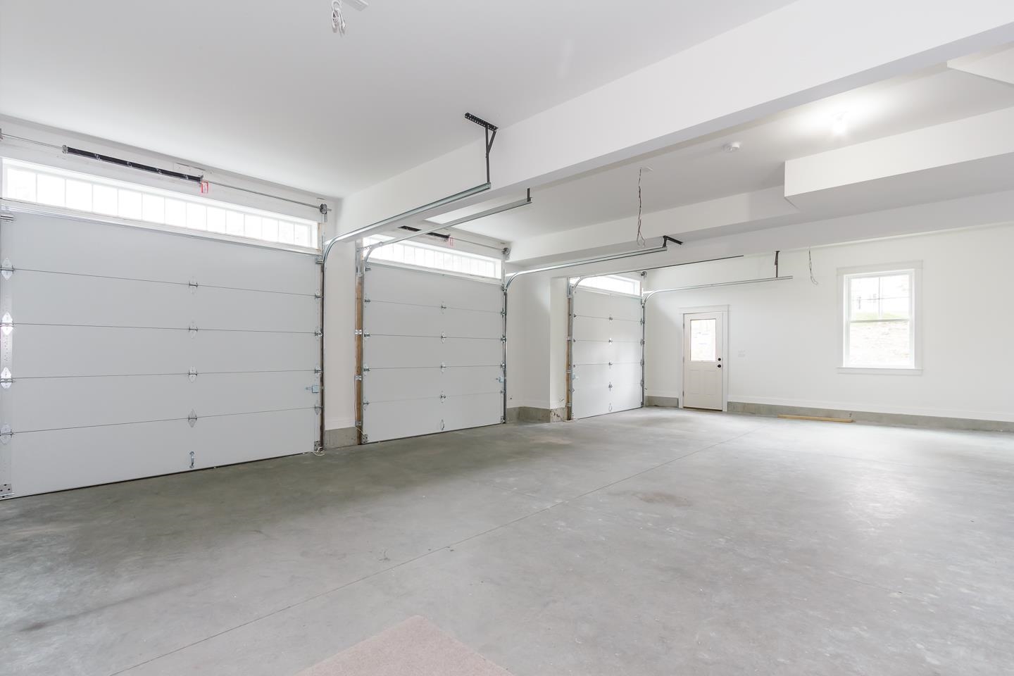 Bow, New Hampshire 03304, United States, 4 Bedrooms Bedrooms, ,3 BathroomsBathrooms,Residential,Active,211588