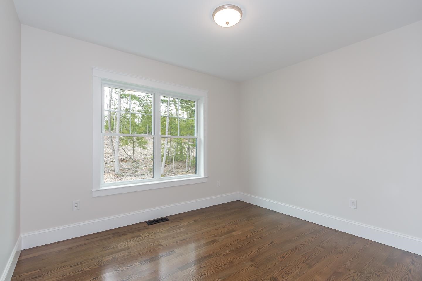 Bow, New Hampshire 03304, United States, 4 Bedrooms Bedrooms, ,3 BathroomsBathrooms,Residential,Active,211588