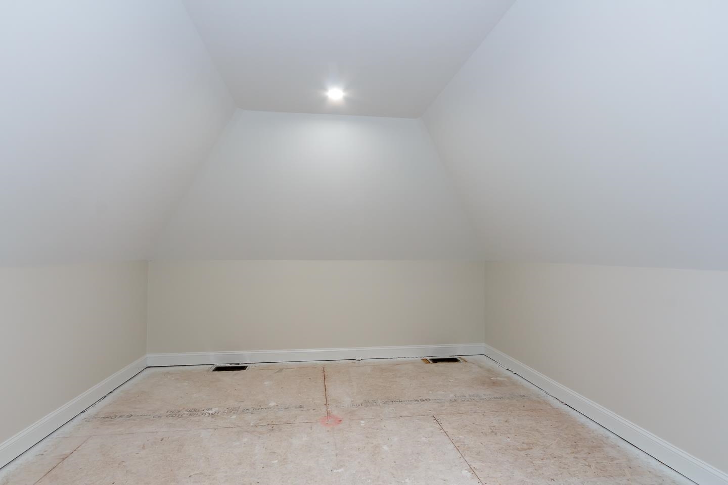 Bow, New Hampshire 03304, United States, 4 Bedrooms Bedrooms, ,3 BathroomsBathrooms,Residential,Active,211588