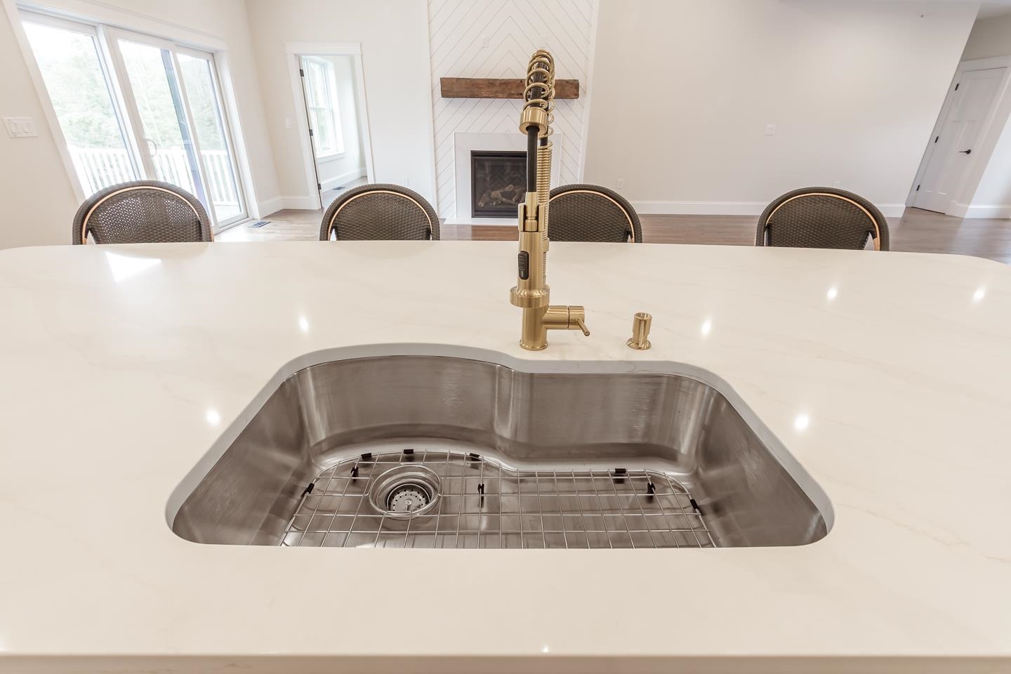 Bow, New Hampshire 03304, United States, 4 Bedrooms Bedrooms, ,3 BathroomsBathrooms,Residential,Active,211588