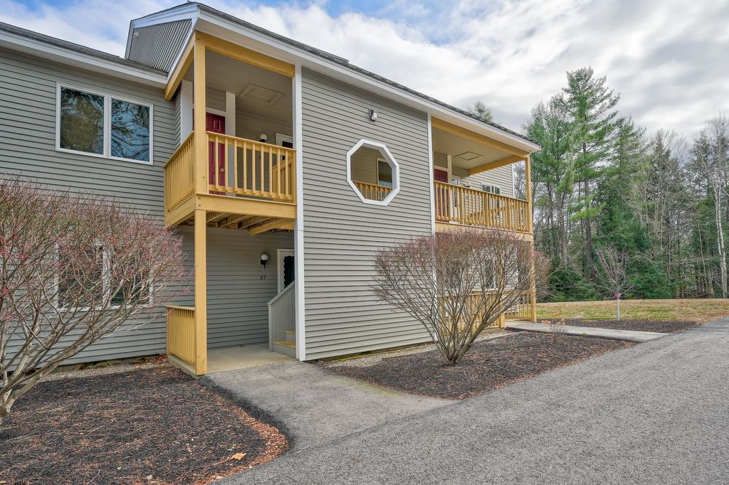Photo of 23 Northbrook Road #27D, Conway, NH 03860 (MLS # 5070726)
