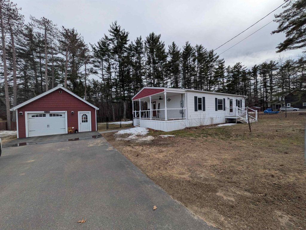 Photo of 11 Corn Hill Road, Boscawen, NH 03303 (MLS # 5081921)
