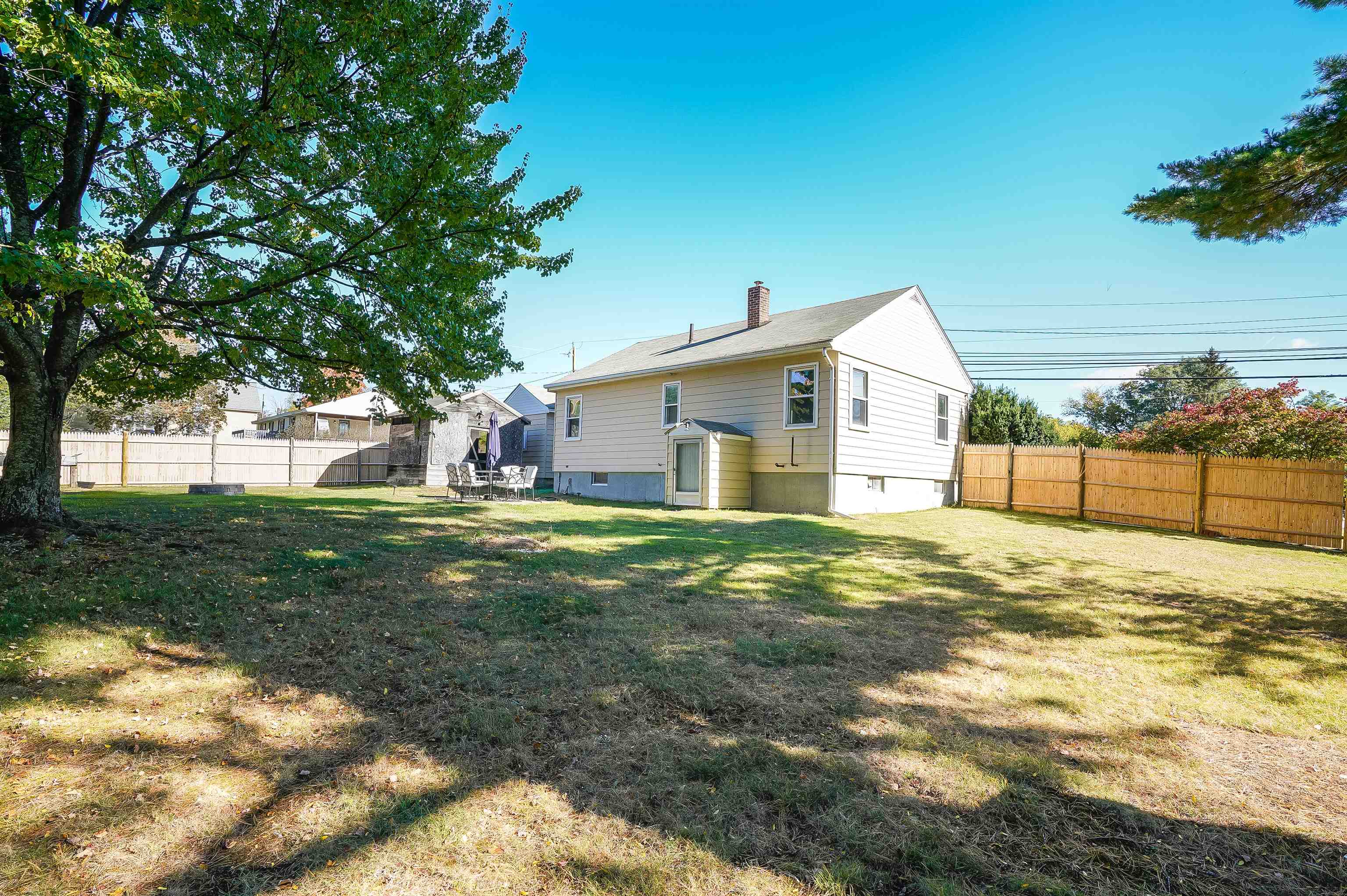275 S Mammoth Road