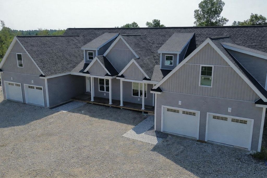 Photo of 10 Oakland Ridge Road #11, Pelham, NH 03076 (MLS # 5046901)