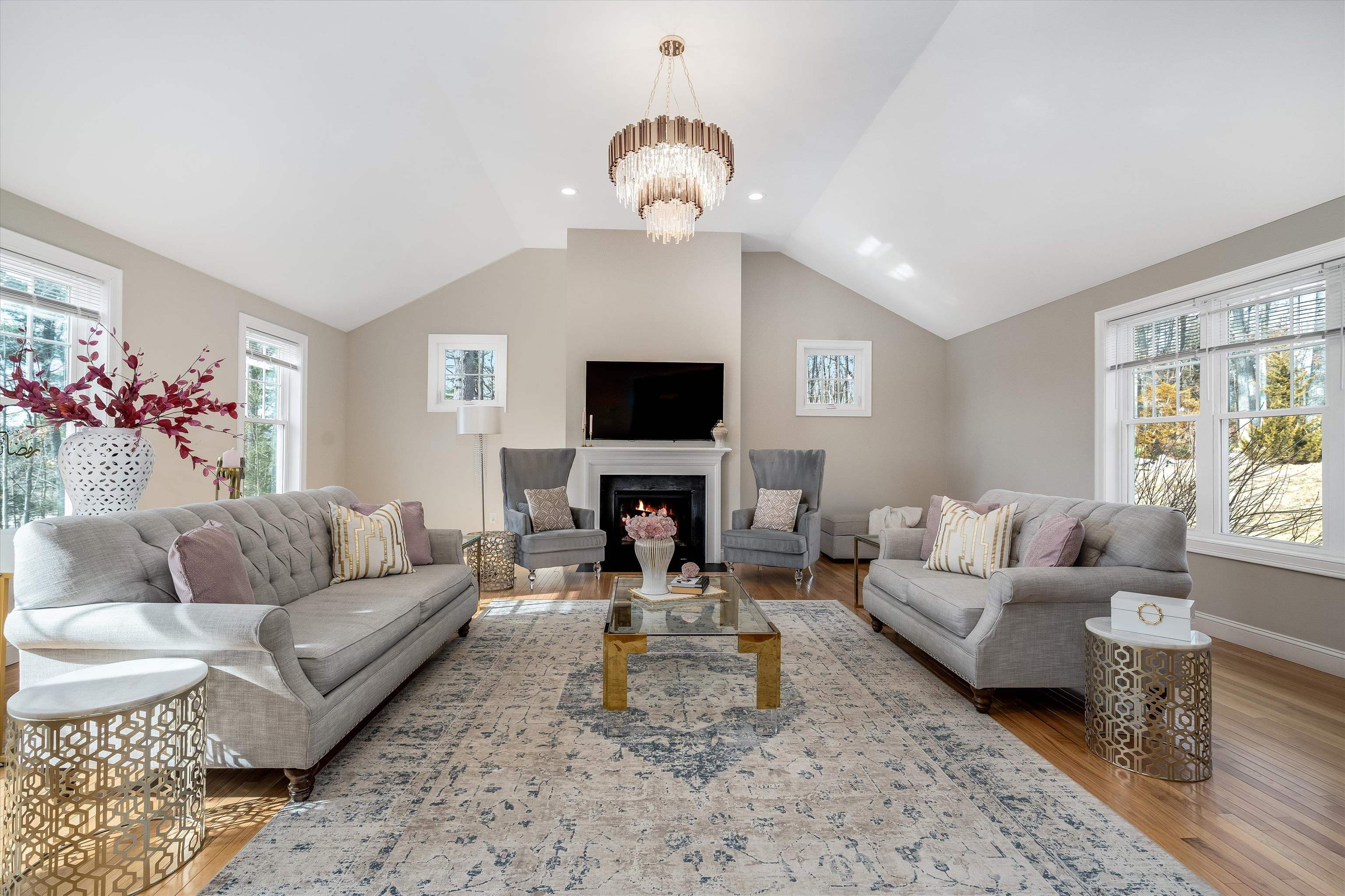 18 Scenic Drive