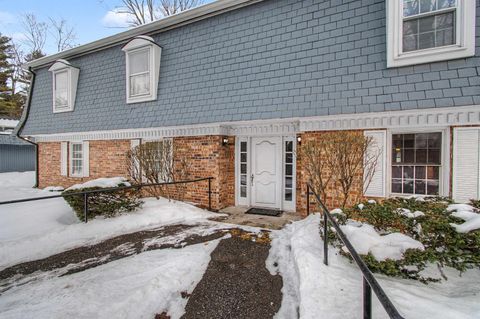 125 Kennedy Drive 10 South Burlington VT 05403