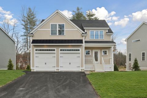 11 Copps Drive Rochester NH 03809