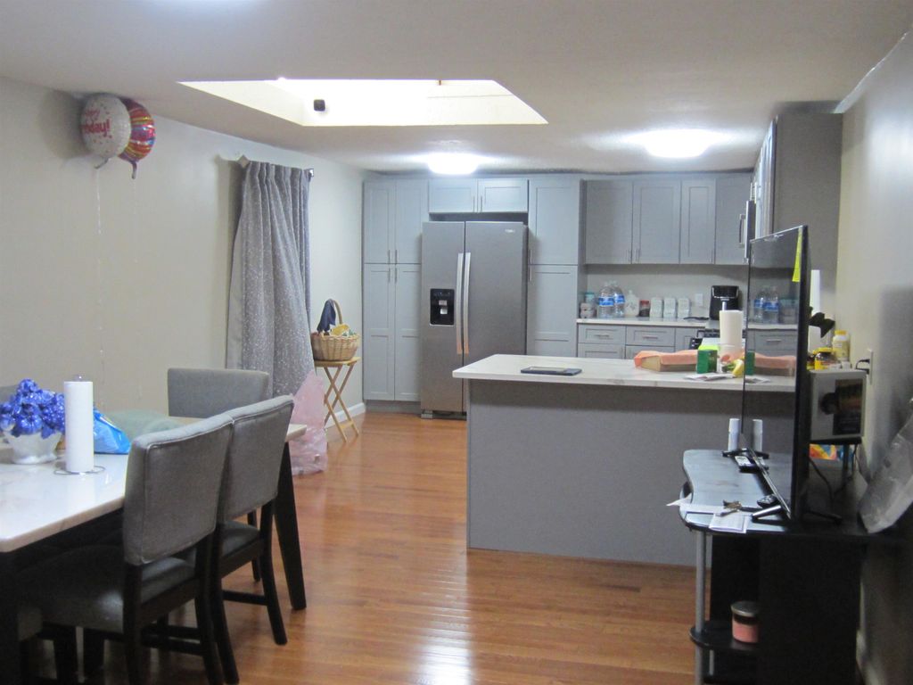 Photo of 162 Central Street, Manchester, NH 03103 (MLS # 5060532)