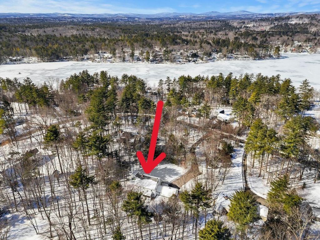 Photo of 6 Autumn Lane, Merrimack, NH 03054 (MLS # 5078278)