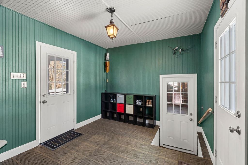 Photo of 6 Autumn Lane, Merrimack, NH 03054 (MLS # 5078278)