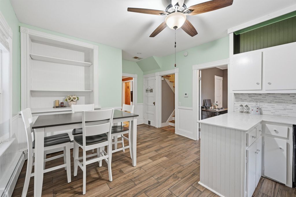 Photo of 10 Brady Avenue, Salem, NH 03079 (MLS # 5066707)