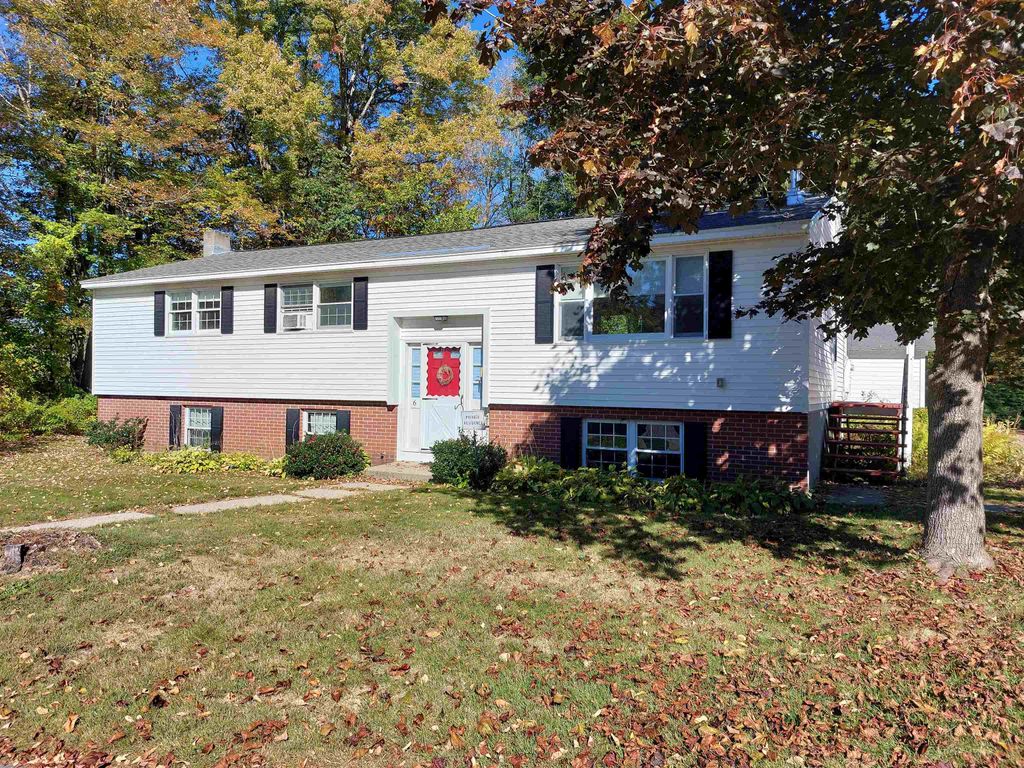 Photo of 6 Woodland Court, Marlborough, NH 03455 (MLS # 5069800)