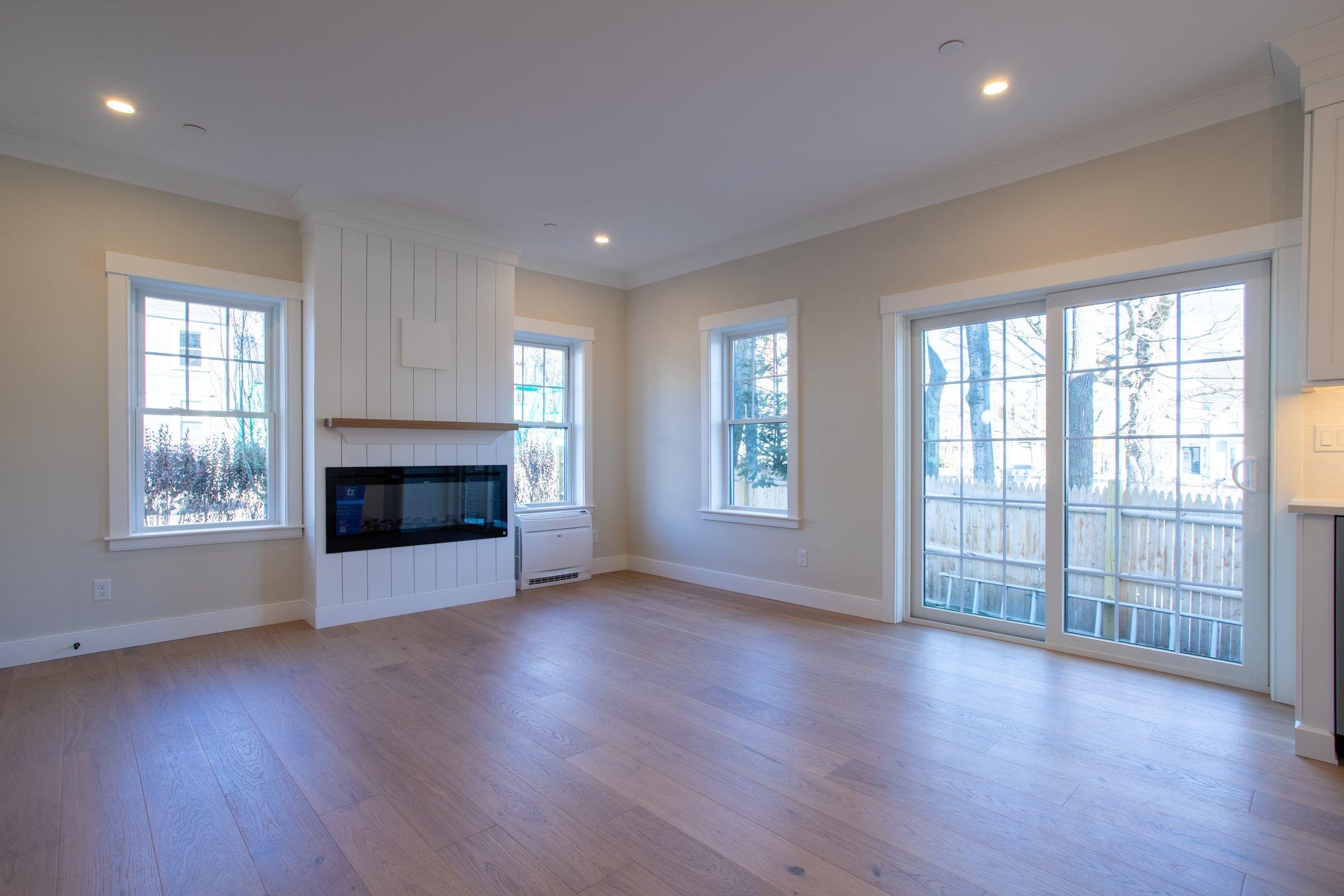 136 Locust Street 101