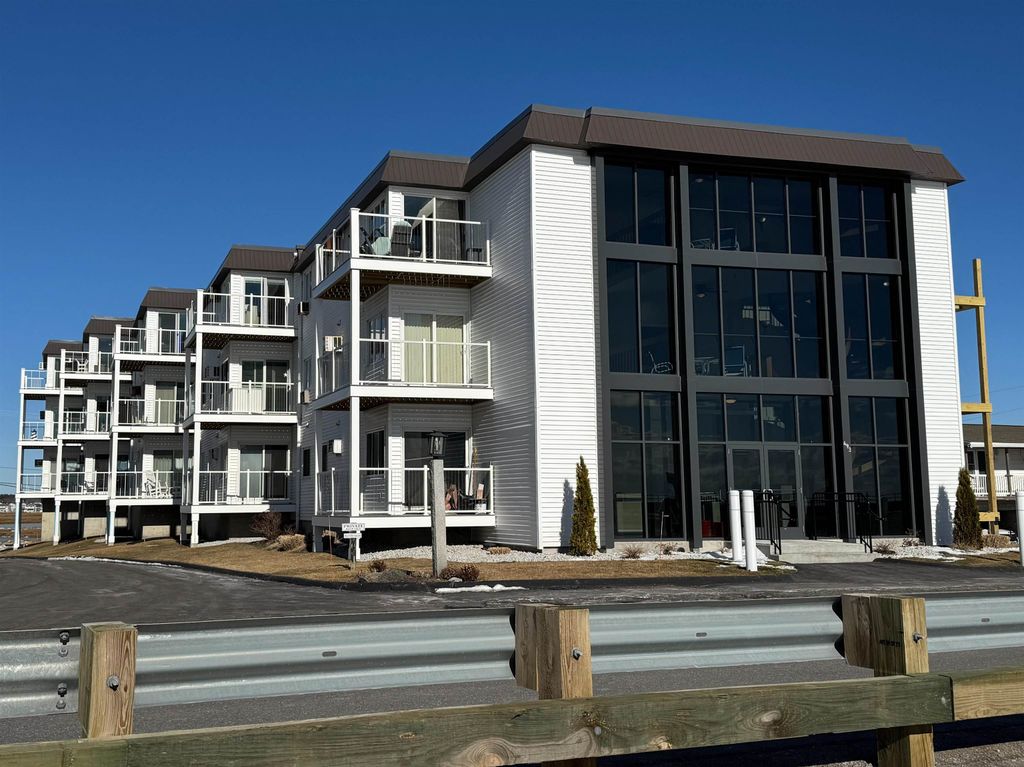 Photo of 493 Ocean Boulevard #22, Hampton, NH 03842 (MLS # 5080882)