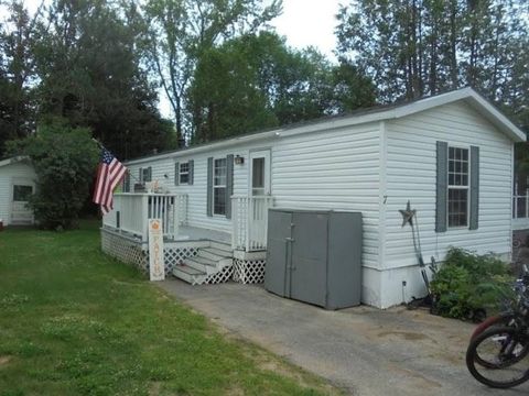 7 Dublin Street Gorham NH 03581