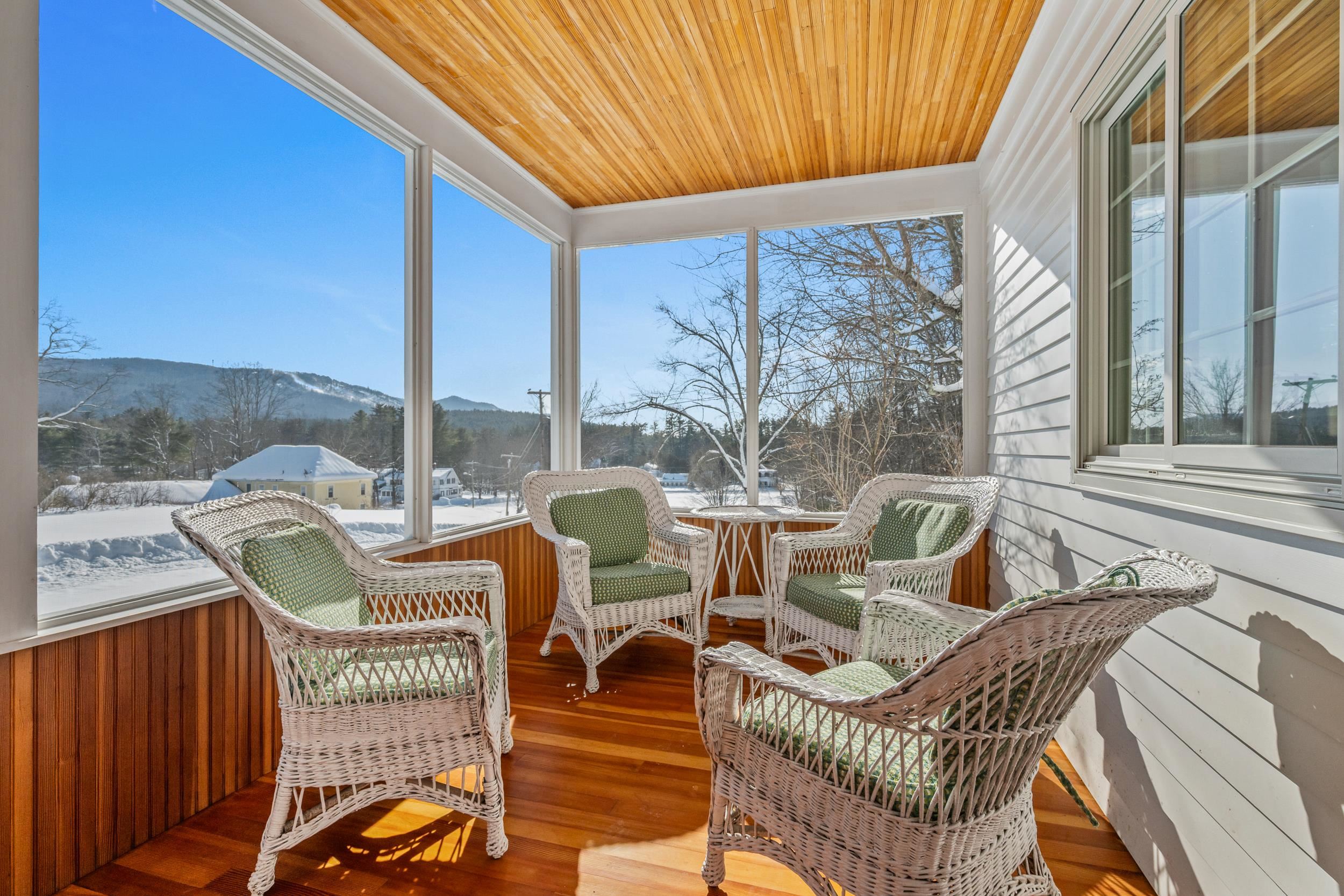 32 Mount Surprise Road