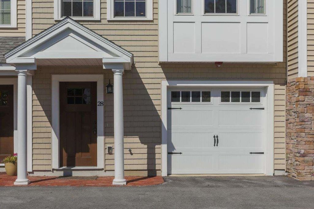Photo of 28 Acadia Lane, Exeter, NH 03833 (MLS # 5063205)