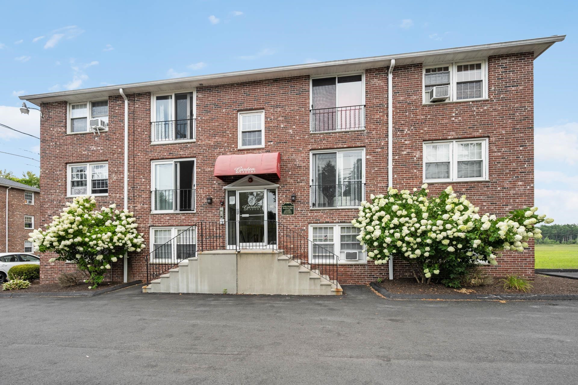95 East Broadway Street 4