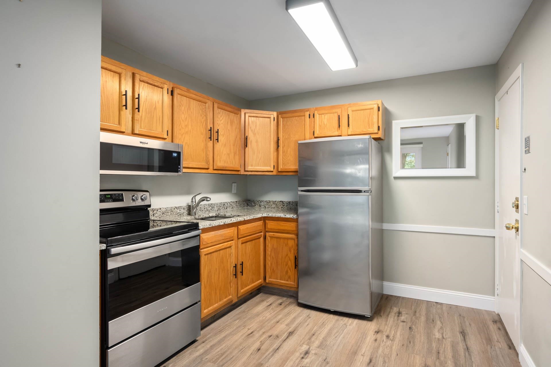 95 East Broadway Street 4