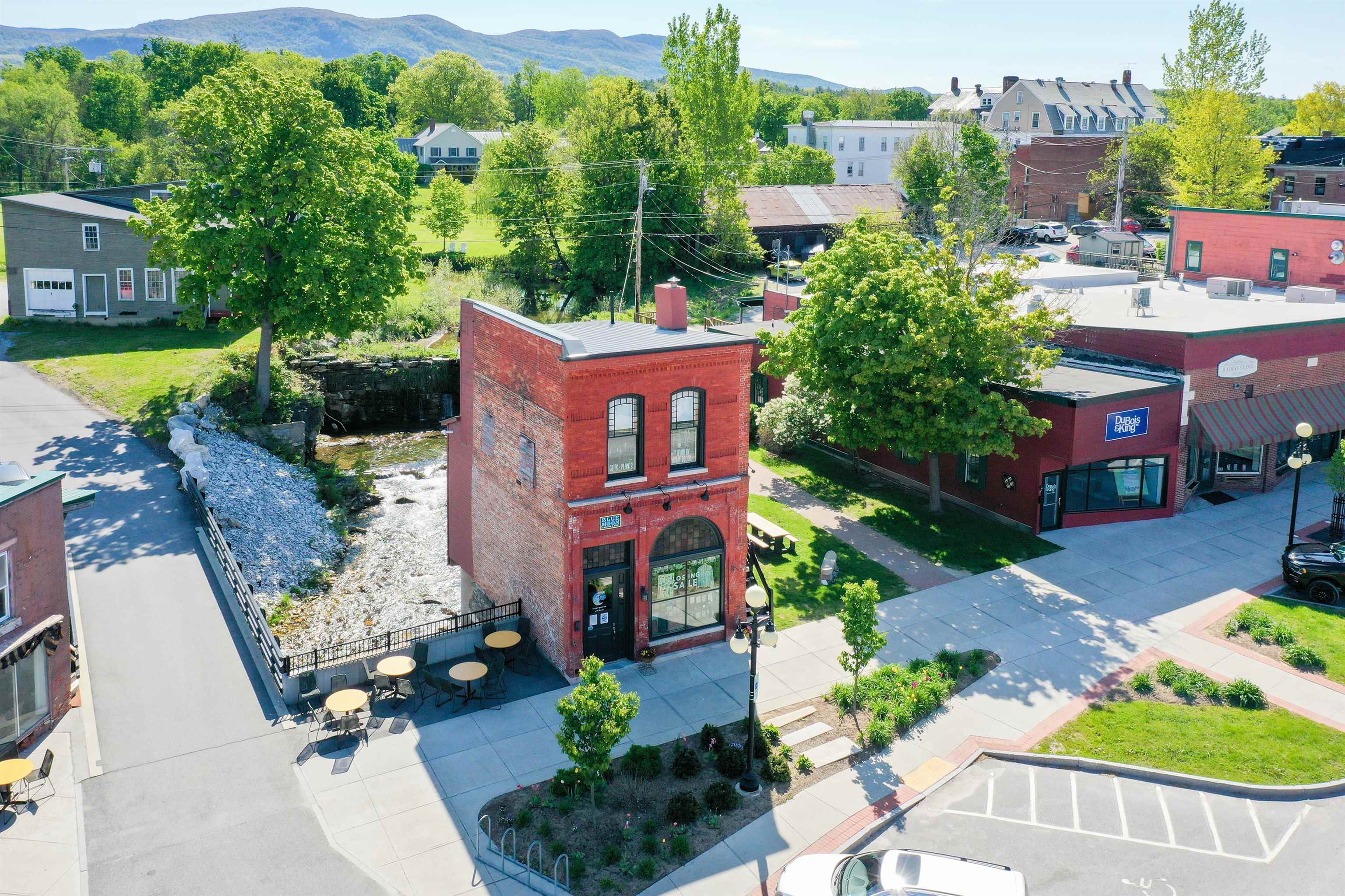Photo 1 of 20 — 31 Center Street, Brandon, VT 05733