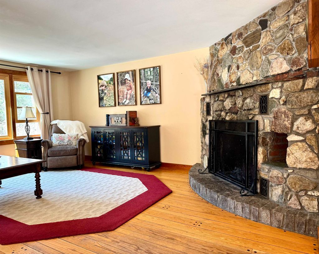 Photo of 186 Gunn Road, Keene, NH 03431 (MLS # 5086275)