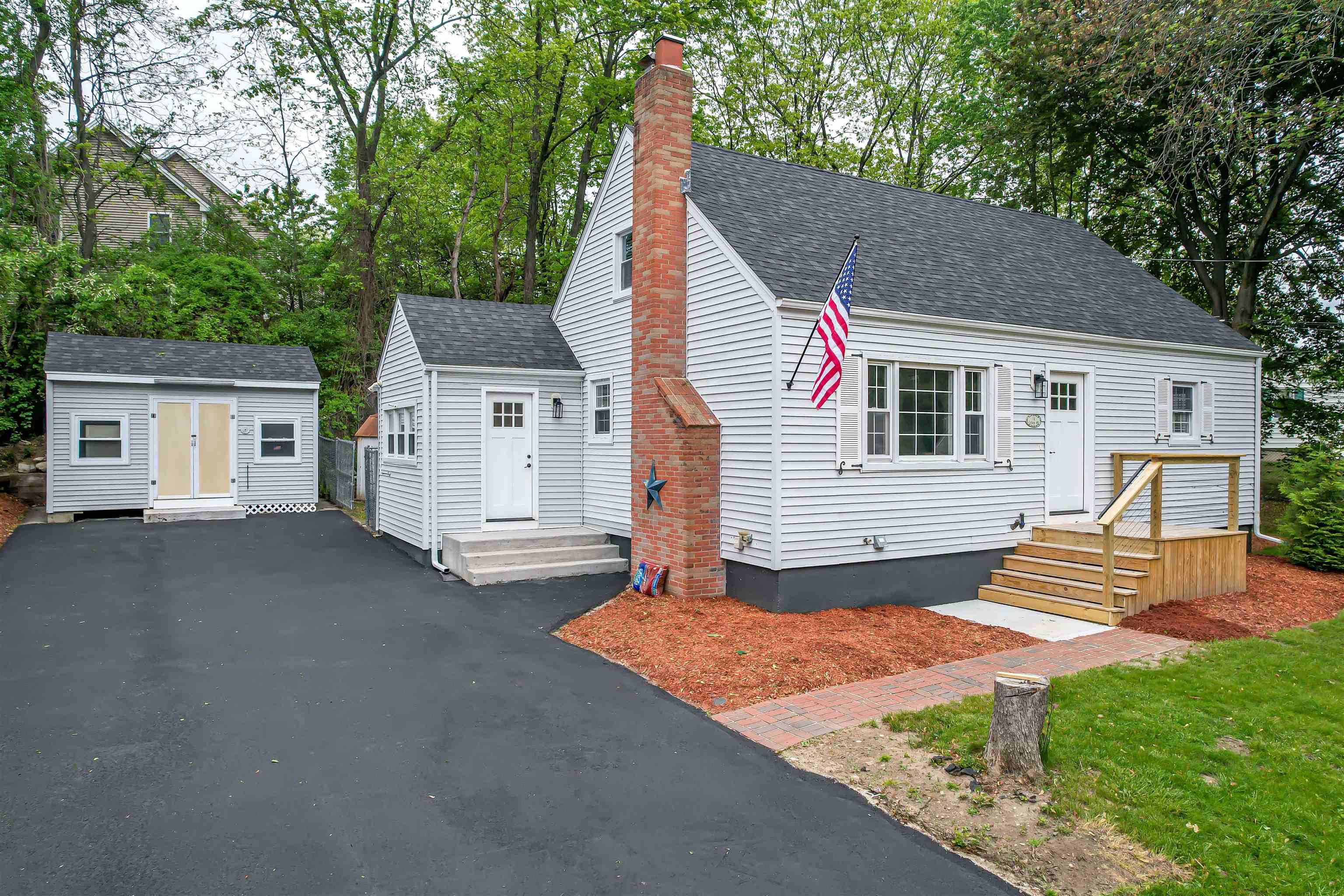 14 Barron Avenue