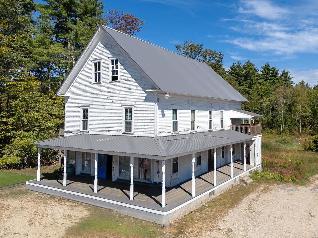 Photo of 147 Middle Road, Deerfield, NH 03037 (MLS # 5063068)