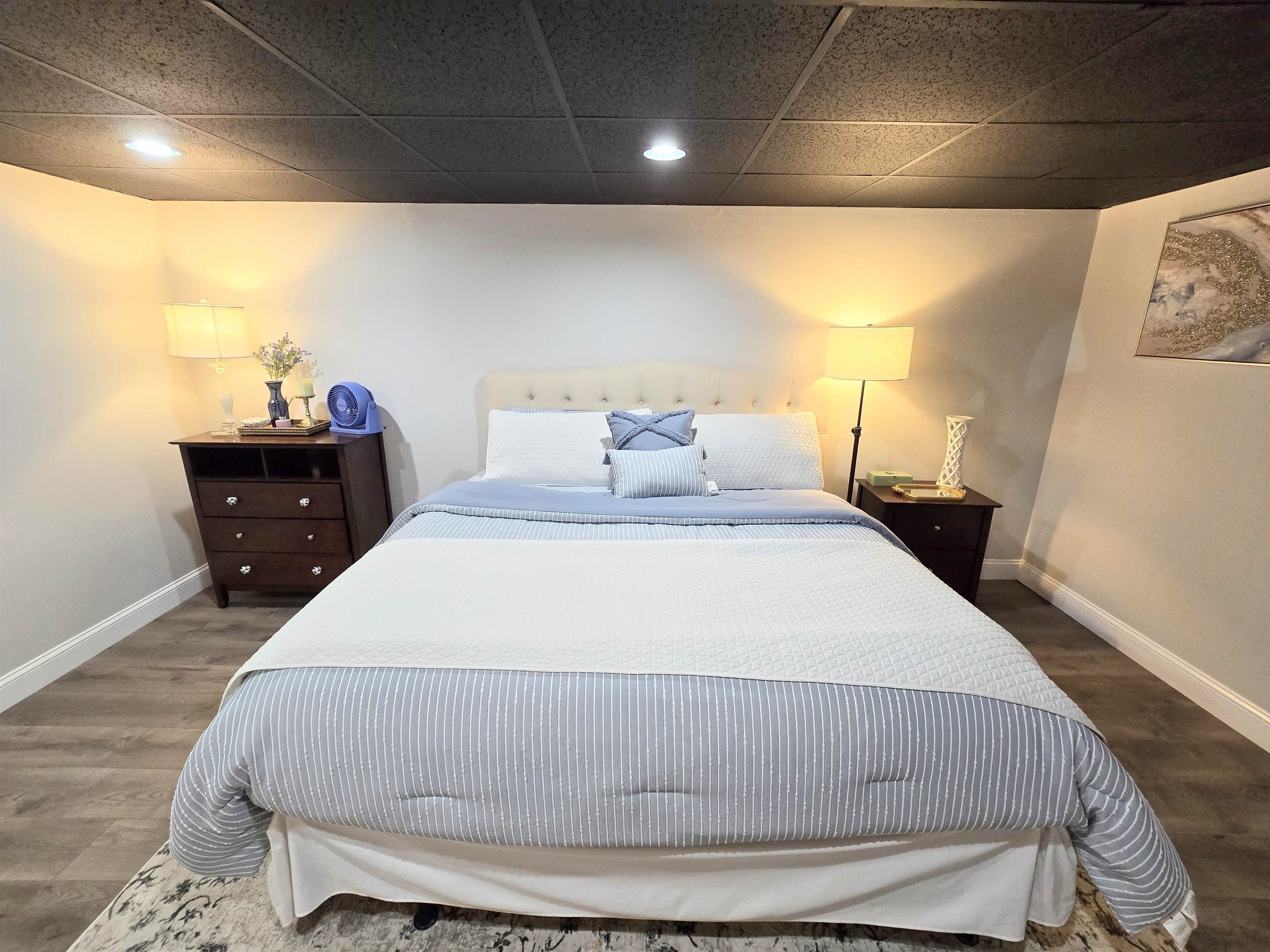 Concord, New Hampshire 03301, United States, 2 Bedrooms Bedrooms, ,2 BathroomsBathrooms,Residential,Active,191026